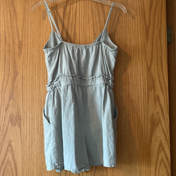 Light green romper with pockets - Picture 4 of 5